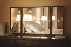  The Derg Arms B&B  Castlederg